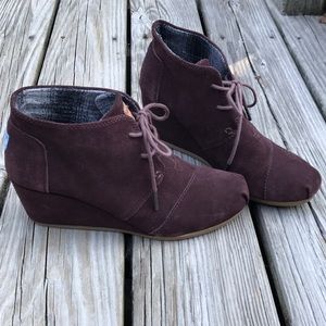 Toms desert wedge